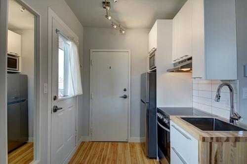 Studio for rent in Québec - La Cité-Limoilou — photo 3