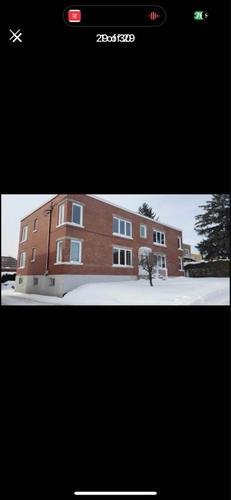 Appartement de 4 chambres à louer à Sherbrooke — photo 2