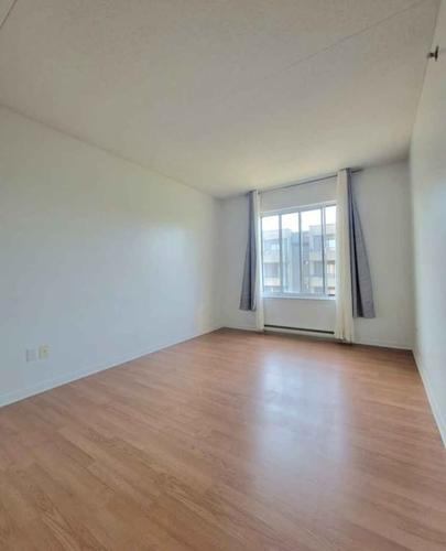 Appartement de 2 chambres à louer à Laval — photo 9