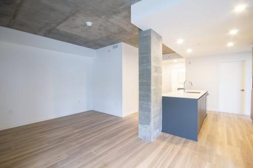 Appartement de 3 chambres à louer à Laval — photo 5