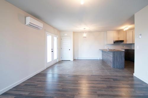3 bedrooms apartment for rent in Sherbrooke — photo 2