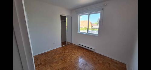 3 bedrooms apartment for rent in Laval — photo 9
