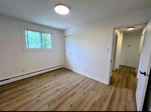 2 bedrooms apartment for rent in Sherbrooke — photo 2