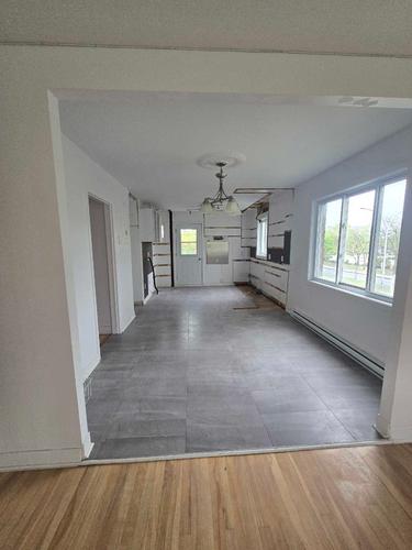 Appartement de 3 chambres à louer à Longueuil — photo 2