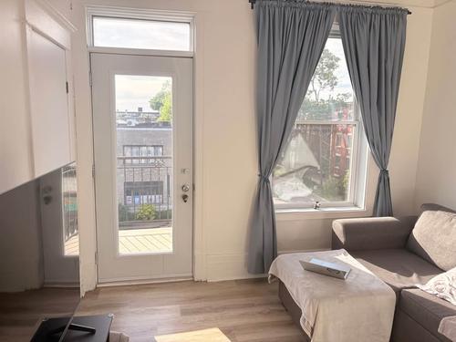 2 bedrooms apartment for rent in Montreal - Rosemont–La Petite-Patrie — photo 2