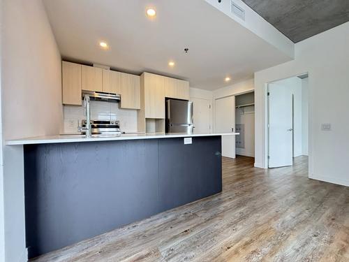 2 bedrooms apartment for rent in Laval — photo 3