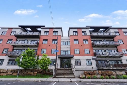 2 bedrooms apartment for rent in Laval — photo 11