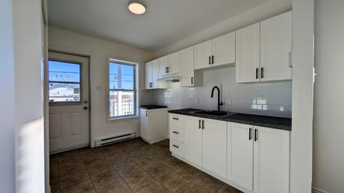 2 bedrooms apartment for rent in Sherbrooke — photo 2