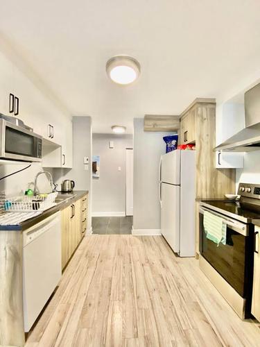 3 bedrooms apartment for rent in Laval — photo 9