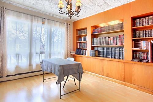 5 bedrooms apartment for rent in Montreal - Côte-des-Neiges–Notre-Dame-de-Grâce — photo 7
