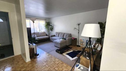 1 bedroom apartment for rent in Montreal - Saint-Laurent — photo 2