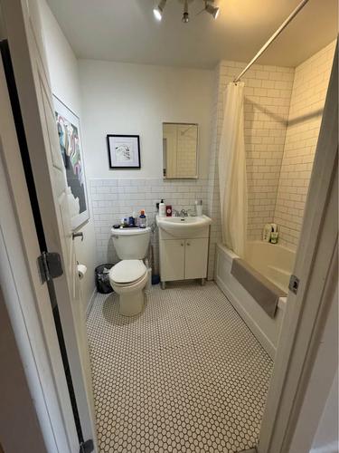 2 bedrooms apartment for rent in Montreal - Le Plateau-Mont-Royal — photo 12
