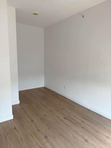 Appartement de 2 chambres à louer à Longueuil — photo 2