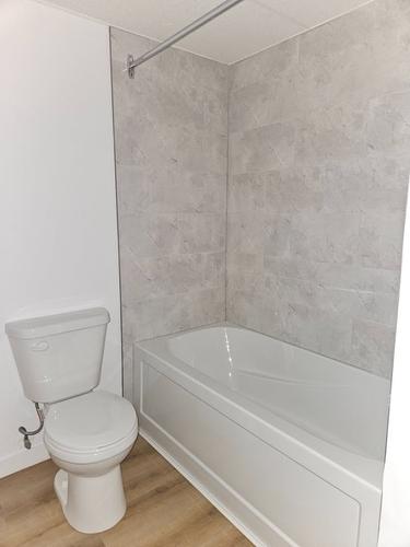 2 bedrooms apartment for rent in Sherbrooke — photo 11