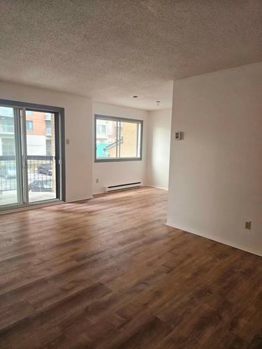2 bedrooms apartment for rent in Laval — photo 14