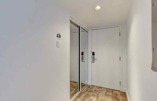 Studio for rent in Montreal - Ville-Marie — photo 3