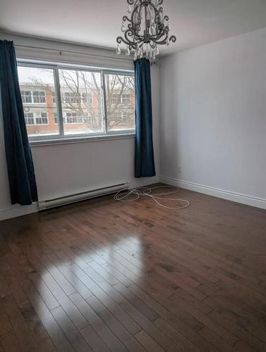 2 bedrooms apartment for rent in Laval — photo 6