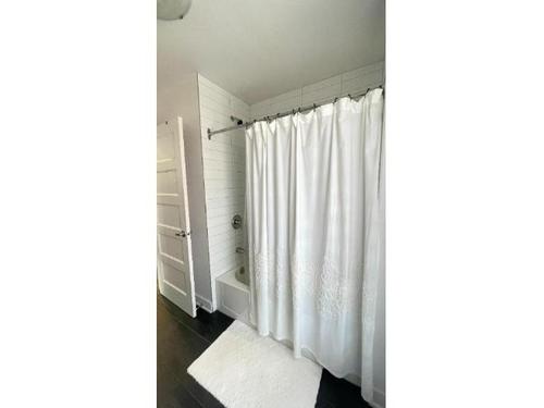 2 bedrooms apartment for rent in Laval — photo 10
