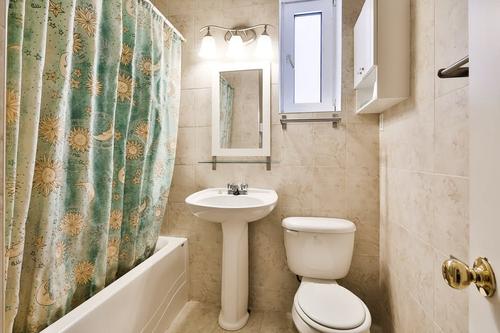 4 bedrooms apartment for rent in Montreal - Le Plateau-Mont-Royal — photo 2