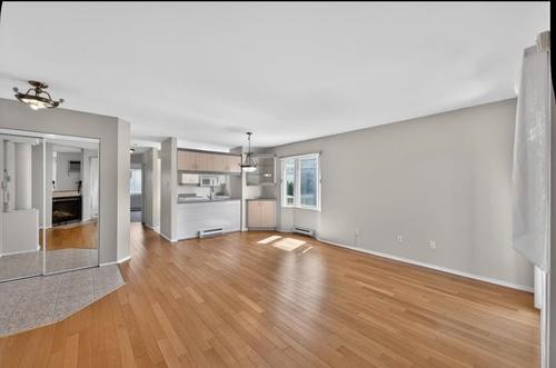 3 bedrooms apartment for rent in Laval — photo 7