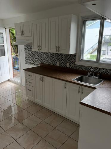 Appartement de 3 chambres à louer à Longueuil — photo 2