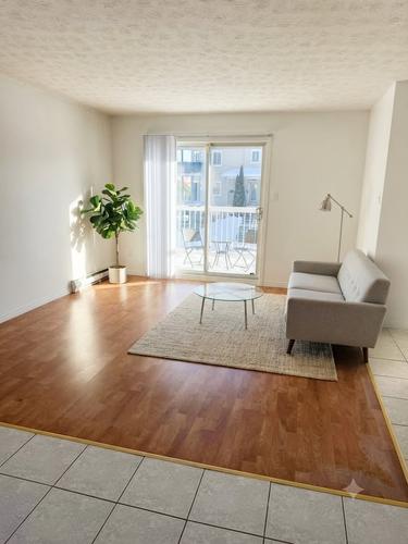 3 bedrooms apartment for rent in Sherbrooke — photo 6