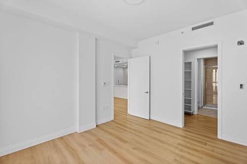 Appartement de 3 chambres à louer à Longueuil — photo 8