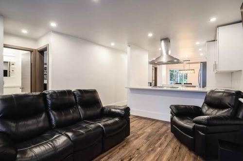 4 bedrooms apartment for rent in Laval — photo 2