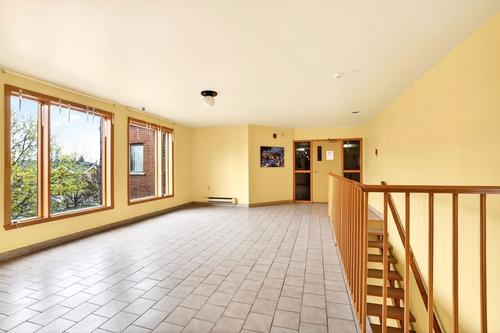 2 bedrooms apartment for rent in Laval — photo 12