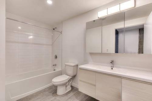 2 bedrooms apartment for rent in Laval — photo 10