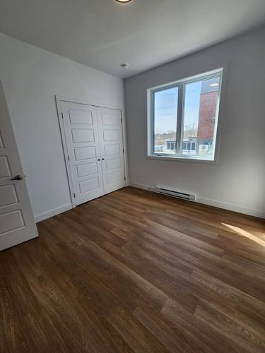 4 bedrooms apartment for rent in Sherbrooke — photo 9
