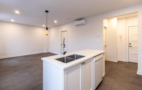 1 bedroom apartment for rent in Montreal - Ville-Marie — photo 4