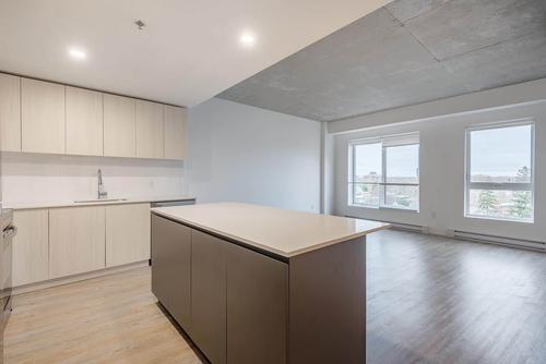 2 bedrooms apartment for rent in Laval — photo 4