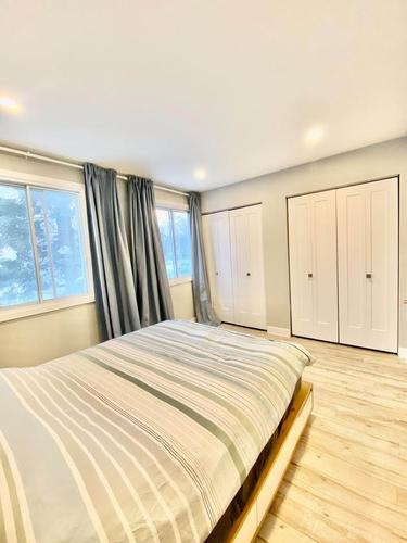 3 bedrooms apartment for rent in Laval — photo 13