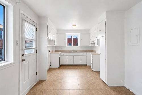 2 bedrooms apartment for rent in Laval — photo 4