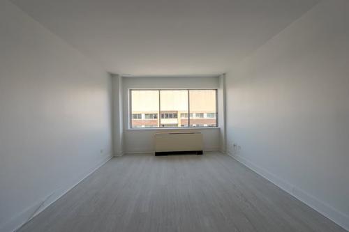 Studio for rent in Montreal - Côte-des-Neiges–Notre-Dame-de-Grâce — photo 15