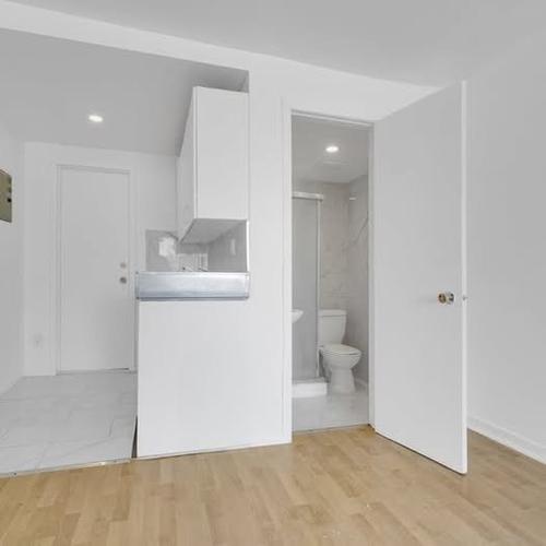 2 bedrooms apartment for rent in Montreal - Le Plateau-Mont-Royal — photo 4