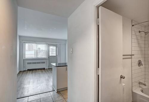 Studio for rent in Montreal - Le Plateau-Mont-Royal — photo 4