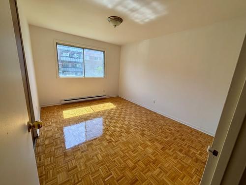 2 bedrooms apartment for rent in Laval — photo 14