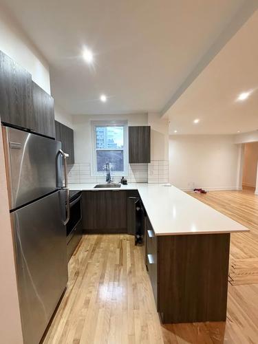 2 bedrooms apartment for rent in Montreal - Ville-Marie — photo 4