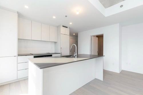 Appartement de 1 chambre à louer à Montreal - Ville-Marie — photo 2