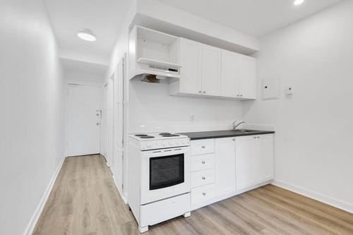 Studio for rent in Montreal - Villeray–Saint-Michel–Parc-Extension — photo 2