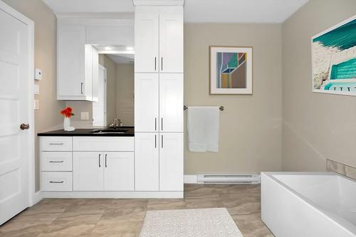 2 bedrooms apartment for rent in Sherbrooke — photo 7