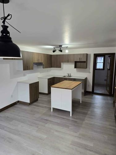 3 bedrooms apartment for rent in Sherbrooke — photo 2