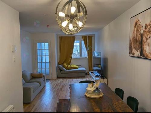 Appartement de 3 chambres à louer à Laval — photo 2