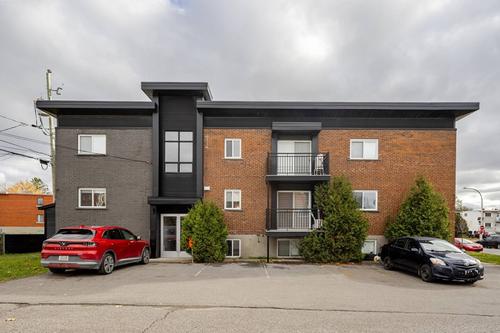 2 bedrooms apartment for rent in Laval — photo 19